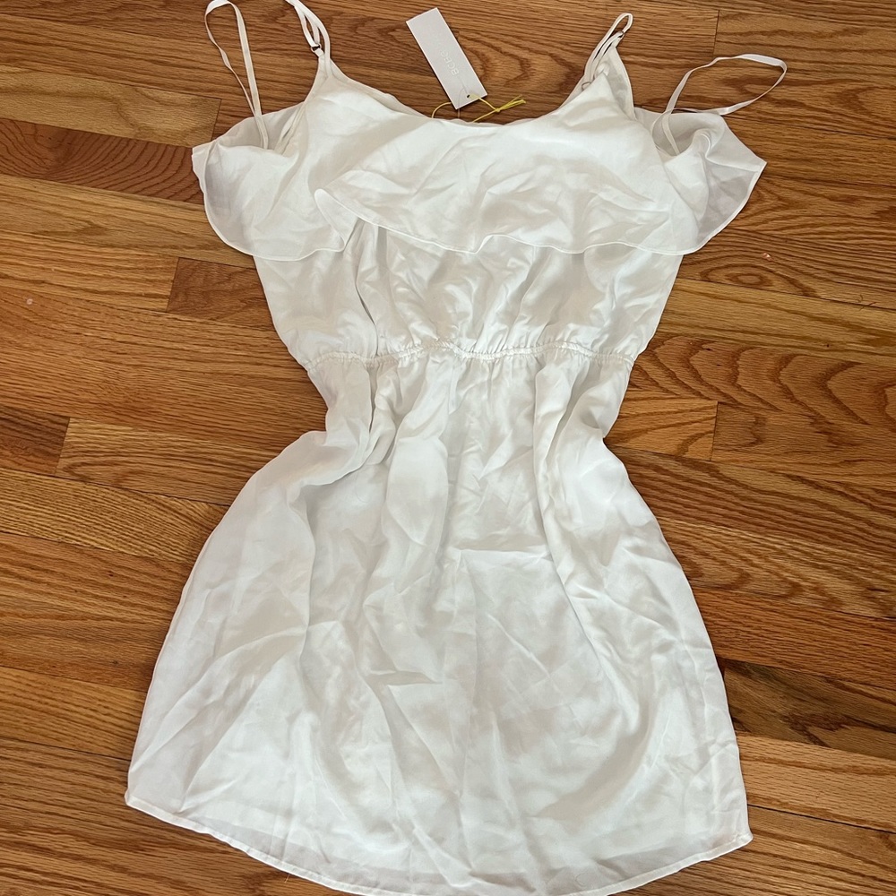 🎉HP🎉 NWT BCBG dress